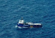 100 migranti soccorsi dalla Sea-Watch 5, la nave si dirige verso il porto di Catania