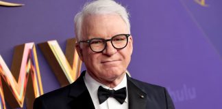 Steve Martin compie 80 anni, la comicità che non invecchia