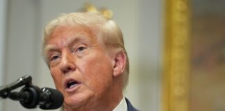 Trump firma ordine esecutivo per nuovi dazi dal 7 agosto, regge accordo al 15% con l’Ue