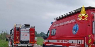Un auto finisce nel Po nel Mantovano, recuperati i corpi di due persone