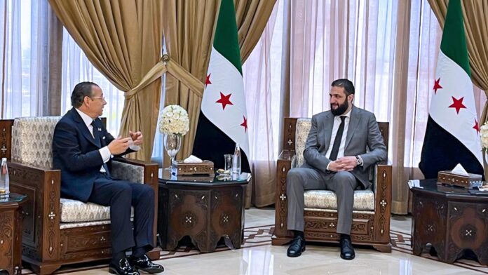 Kamel Ghribi e a destra H.E. Al-Shara, presidente della Siria