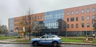 A Monza un giovane finge di essere il cugino perché ricercato, arrestato