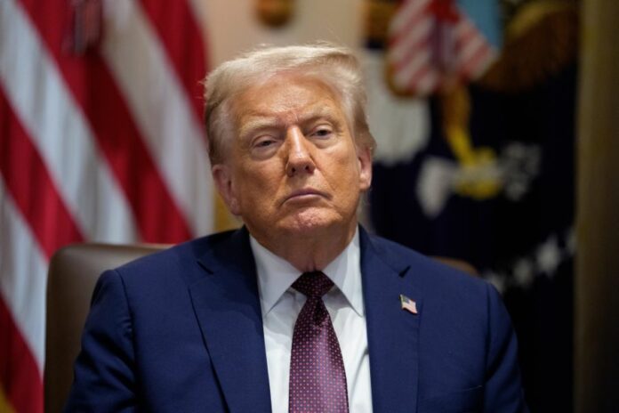 Washington, il presidente Donald Trump presiede una riunione di Gabinetto alla Casa Bianca