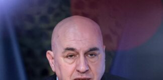 Crosetto “Hackeraggio al mio profilo fatto molto grave, in atto guerre ibride”