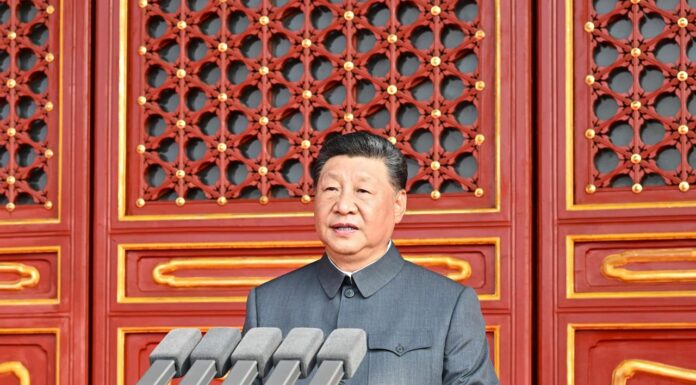 Xi Jinping “Rinnovamento della Cina è inarrestabile, la pace trionferà”