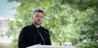 Zelensky “Pronti a ogni incontro, ma nessuno si fida di Putin”