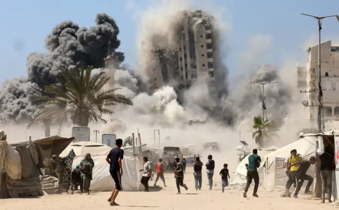 Israeli Airstrike Hits High-Rise Building in Gaza - 05 Sep 2025