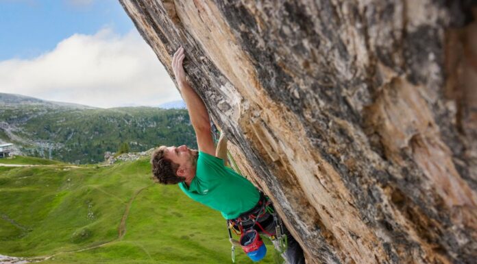 Arrampicata, sulle Dolomiti un’Esperienza Airbnb con Stefano Ghisolfi