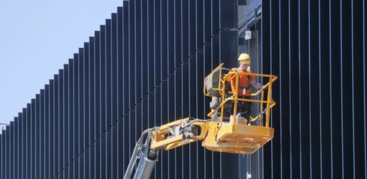 Per gennaio le imprese prevedono di stipulare circa 527 mila contratti di lavoro