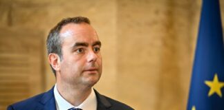 Francia, Macron nomina Lecornu primo ministro