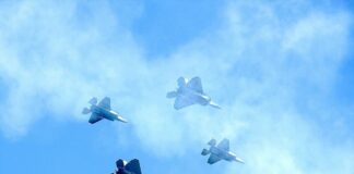 بولندا ولاتفيا تعلنان إغلاق مجالهما الجوي الحدودي