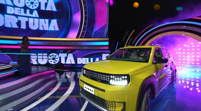 Fiat Grande Panda è il superpremio della “Ruota della Fortuna”