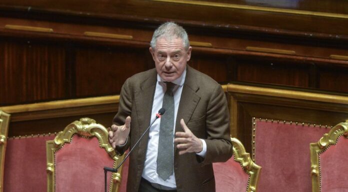 Urso “Italia non arretra, il Pil si consolida e cresce”
