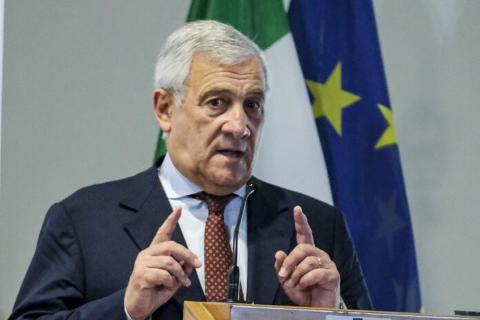 Napoli, diplomazia e scienza unite per promuovere l'Italia