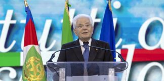 Mattarella “Social possono essere armi, bullismo va contrastato”