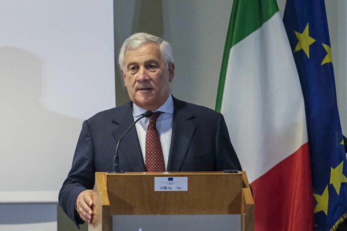 Napoli, diplomazia e scienza unite per promuovere l'Italia