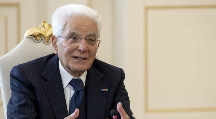 Mattarella “Italia si adopera per far crescere collaborazione Baku-Ue”