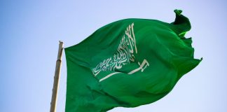 Arabia Saudita e Pakistan firmano un accordo di difesa strategica comune