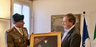 Brugnaro riceve a Mestre il colonnello dei Lagunari Corina