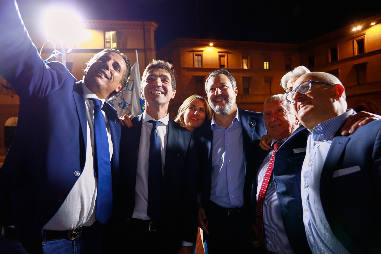 Elezioni regionali, Acquaroli rieletto nelle Marche “Determinati a continuare il lavoro iniziato” / Video Elezioni regionali, Acquaroli rieletto nelle Marche “Determinati a continuare il lavoro iniziato” / Video