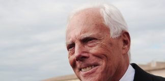 وفاة جورجيو أرماني ملك الموضة الإيطالية عن عمر يناهز 91 عاما