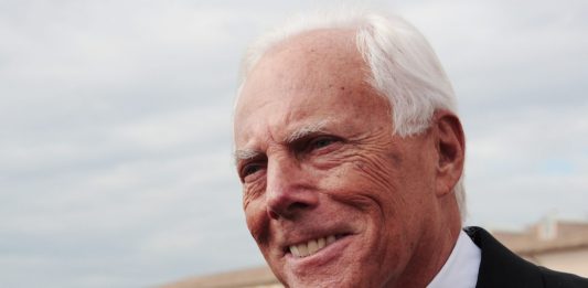 Un anno senza Armani, gli omaggi a “Re Giorgio”