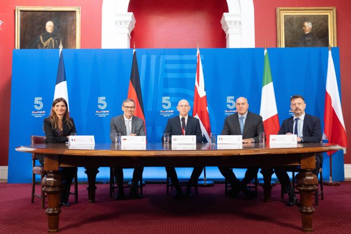 Guido Crosetto a Londra per la riunione dei ministri della Difesa