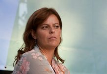 La denuncia di AVS “Controllo preventivo in hotel per Ilaria Salis, vicenda di una gravità inaudita”