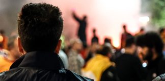 Turchia, uccisi due agenti di polizia a Smirne