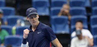 Sinner batte Marozsan in due set ed è in semifinale a Pechino, Musetti si ritira contro Tien