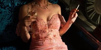 A Palermo “Artista eroe, il Potere”: la mostra di Flasseur in via Cluverio Officina