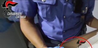 Una casa trasformata in una piazza di spaccio, a Catania sequestrati 12kg di droga