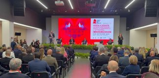 Musumeci inaugura la Fiera del Levante nel giorno dell’addio di Emiliano