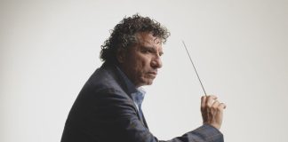 Sul podio della Foss sale Giancarlo Guerrero, vincitore di 6 Grammy Awards