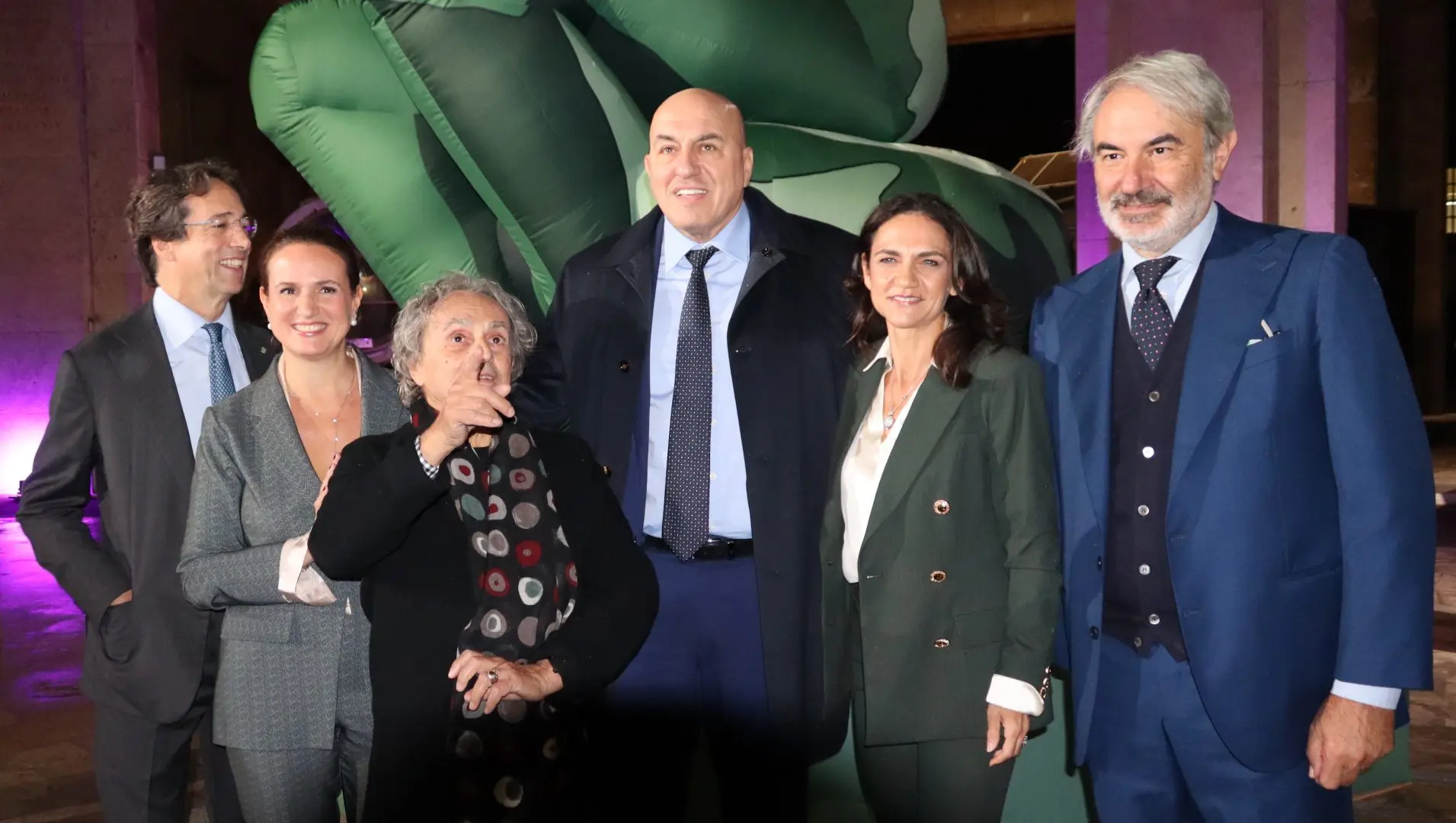 geronimo it mano-morta-sul-bus-e-sono-guai-A343 013