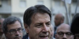 Si vota per la carica di presidente del M5S, Giuseppe Conte unico candidato