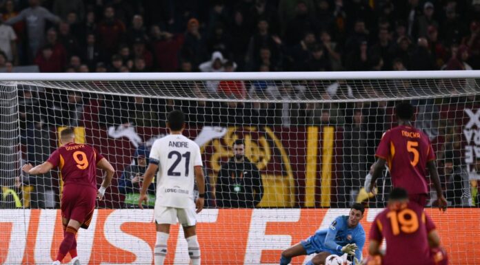 La Roma sbaglia tre volte lo stesso rigore, il Lille vince 1-0