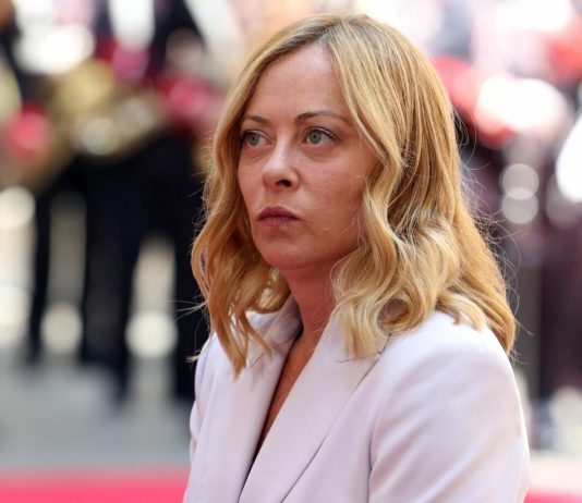 Venezuela, Meloni “Legittimo un intervento difensivo contro chi favorisce il narcotraffico”