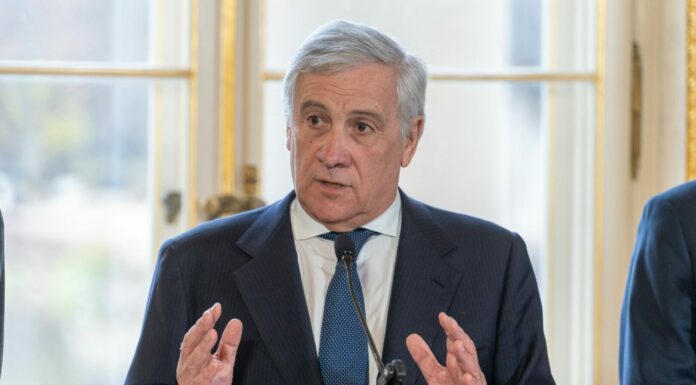 Tajani “Stanno per lasciare Israele 26 italiani che erano su Flotilla”