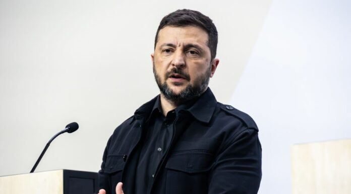 Ucraina, Zelensky “Nuovo attacco dei russi con 50 missili e 500 droni”