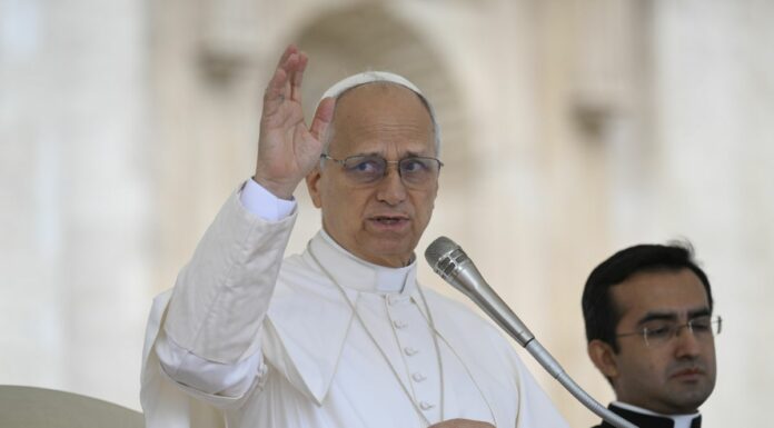 Papa “Addolorato per sofferenze popolo Gaza, auspico si arrivi a pace”