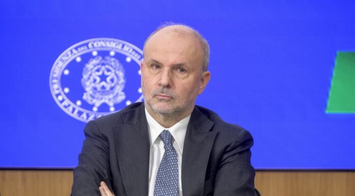 Schillaci “Più fondi per la sanità nella legge di bilancio”