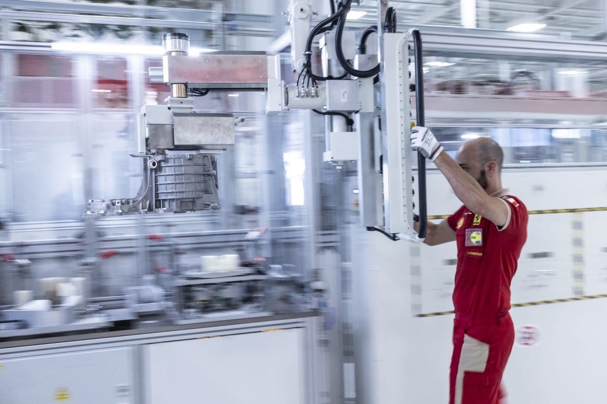 Ferrari Elettrica, arriverà nel 2026