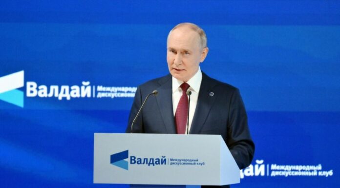 Putin “Trump sta facendo molto per risolvere crisi complesse”