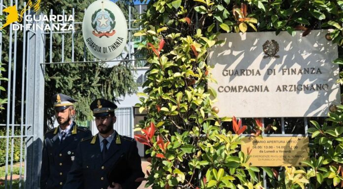 Falso cieco per mezzo secolo, truffa a 1 milione di euro a Vicenza