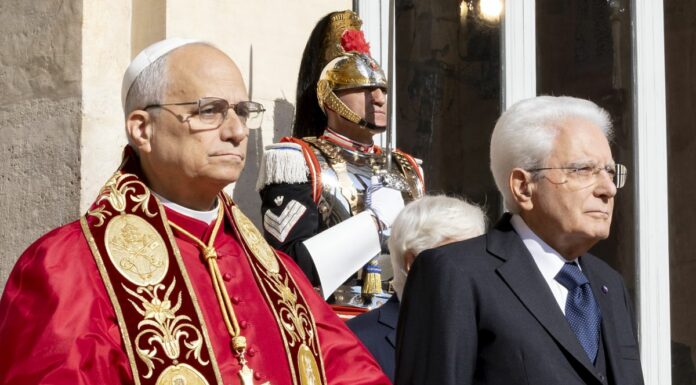 Il Papa al Quirinale “Tempi di grave sofferenza, impegno per la pace”