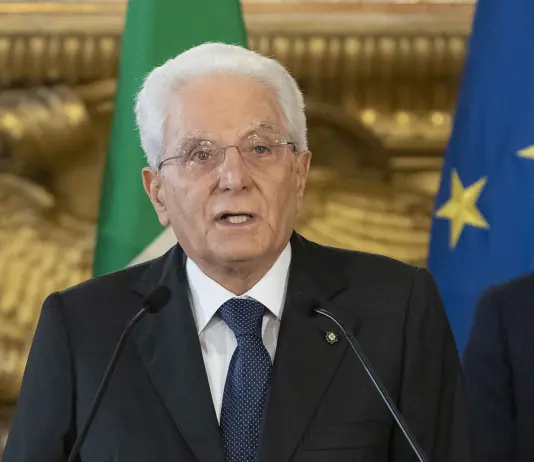 Mattarella “Pericolose attività di disinformazione nell’ambito di conflitti ibridi”