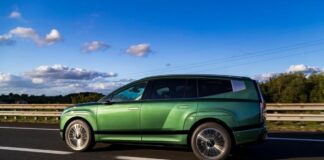 Hyundai Ioniq 9 ora disponibile anche a noleggio