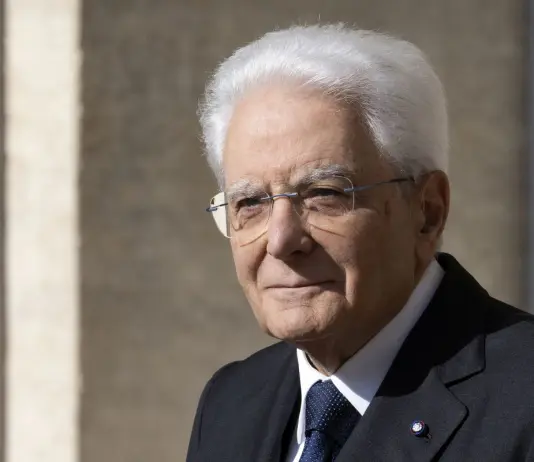 Violenza sulle donne, Mattarella: “Parità significa educazione al linguaggio del rispetto”