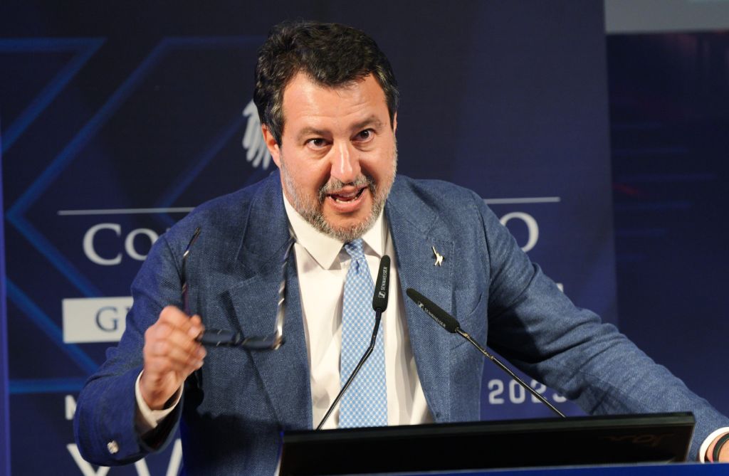 geronimo it lavori-alla-palestra-della-media-di-via-galilei-A1381 009